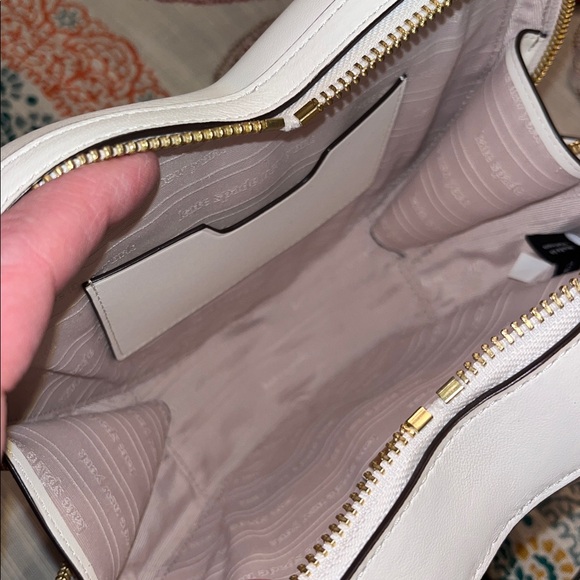 kate spade Pitter Patter 3d Heart White Puffy Leather Crossbody Bag - Picture 8 of 17